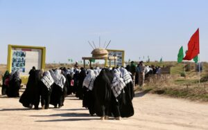 IMG 1190 300x188 - اردوی راهیان نورو بازدید از مناطق عملیاتی جنوب کشور با حضور اعضای بسیج رسانه استان آذربایجان شرقی