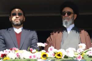 هم آوازی اهالی رسانه تبریز با مردم در راهپیمائی 22 بهمن photo 2025 02 10 02 17 09 2 300x200 - هم آوازی اهالی رسانه تبریز با مردم در راهپیمائی 22 بهمن