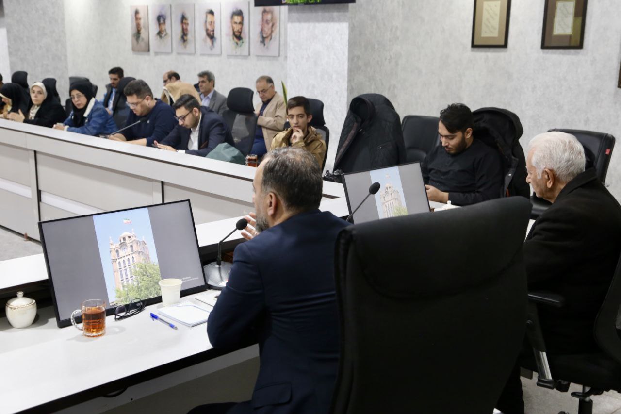 IMG 20250512 172751 497 - دورهمی رسانه‌ای در تبریز