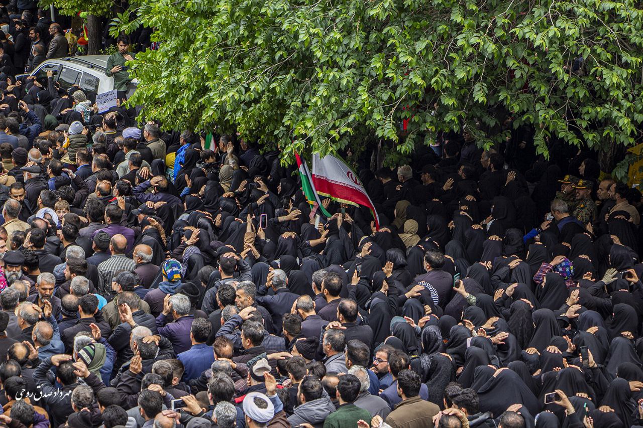 IMG 20250512 173116 361 - تشییع پیکر شهدای خدمت