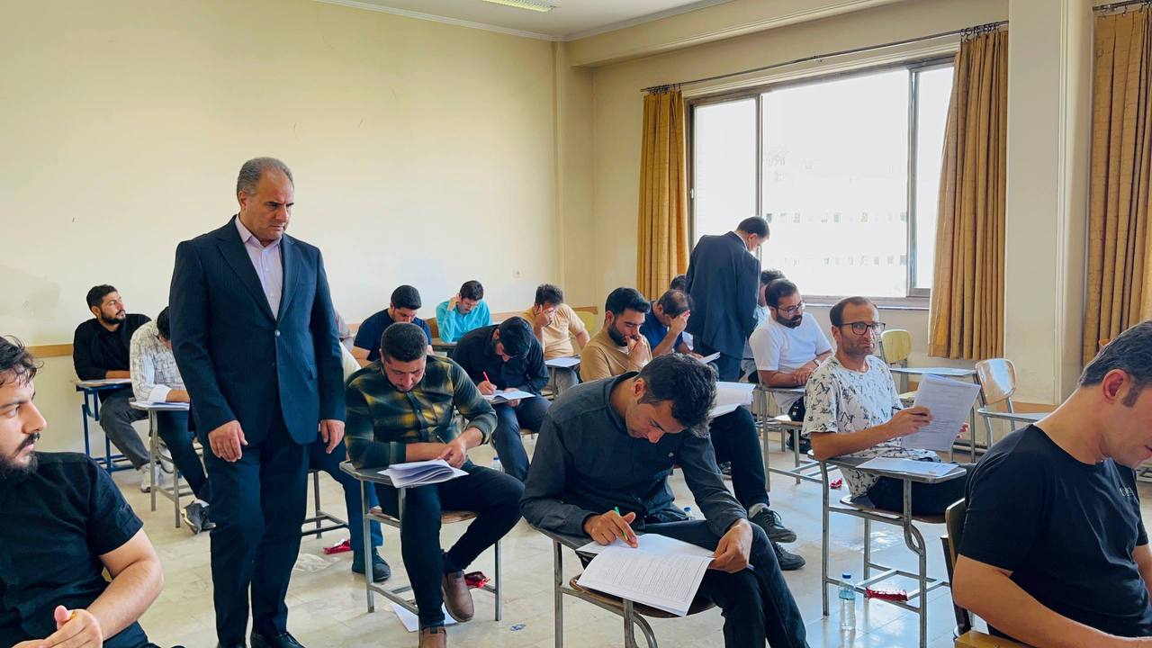 رقابت ۲۵۰۵۱ نفر در آزمون استخدامی آموزش و پرورش در استان آذربایجان شرقی