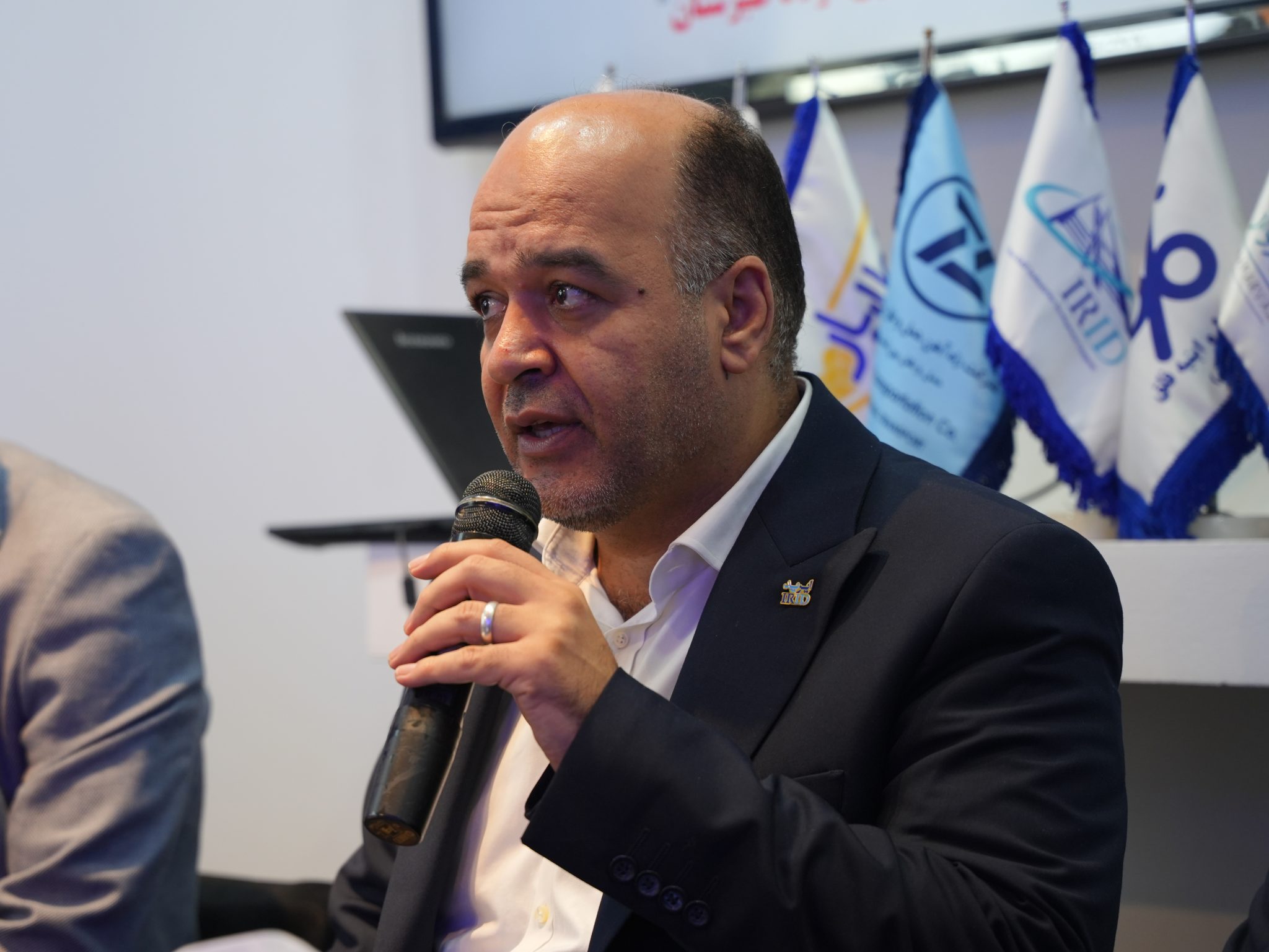 IMG_20250830_2130551-2048x1537 امضای شش تفاهمنامه و دهها مذاکره تخصصی؛ حضور درخشان ایرید در ششمین نمایشگاه حملونقل